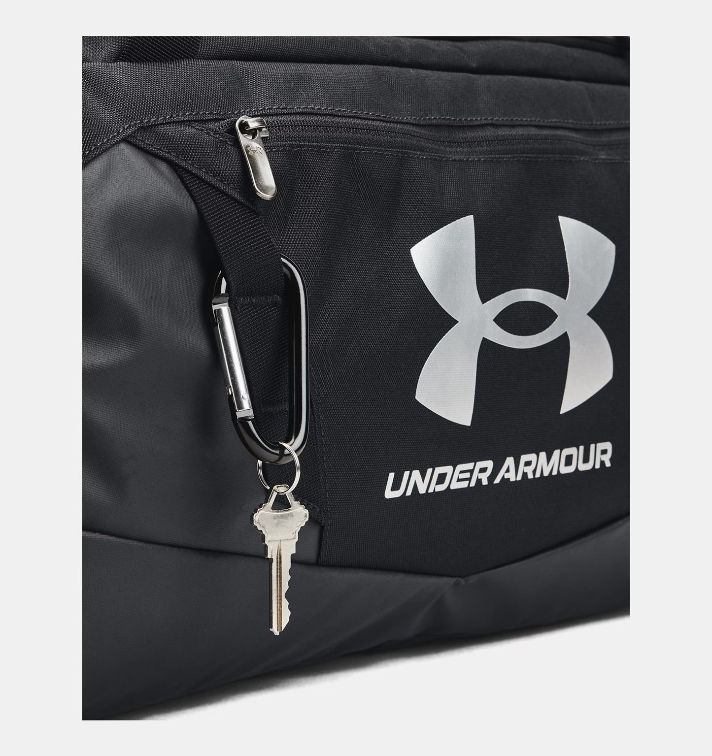 Torba treningowa UA Storm Under Armour UA UNDENIABLE 5.0 DUFFLE S Black / Metallic Silver 1369222-001