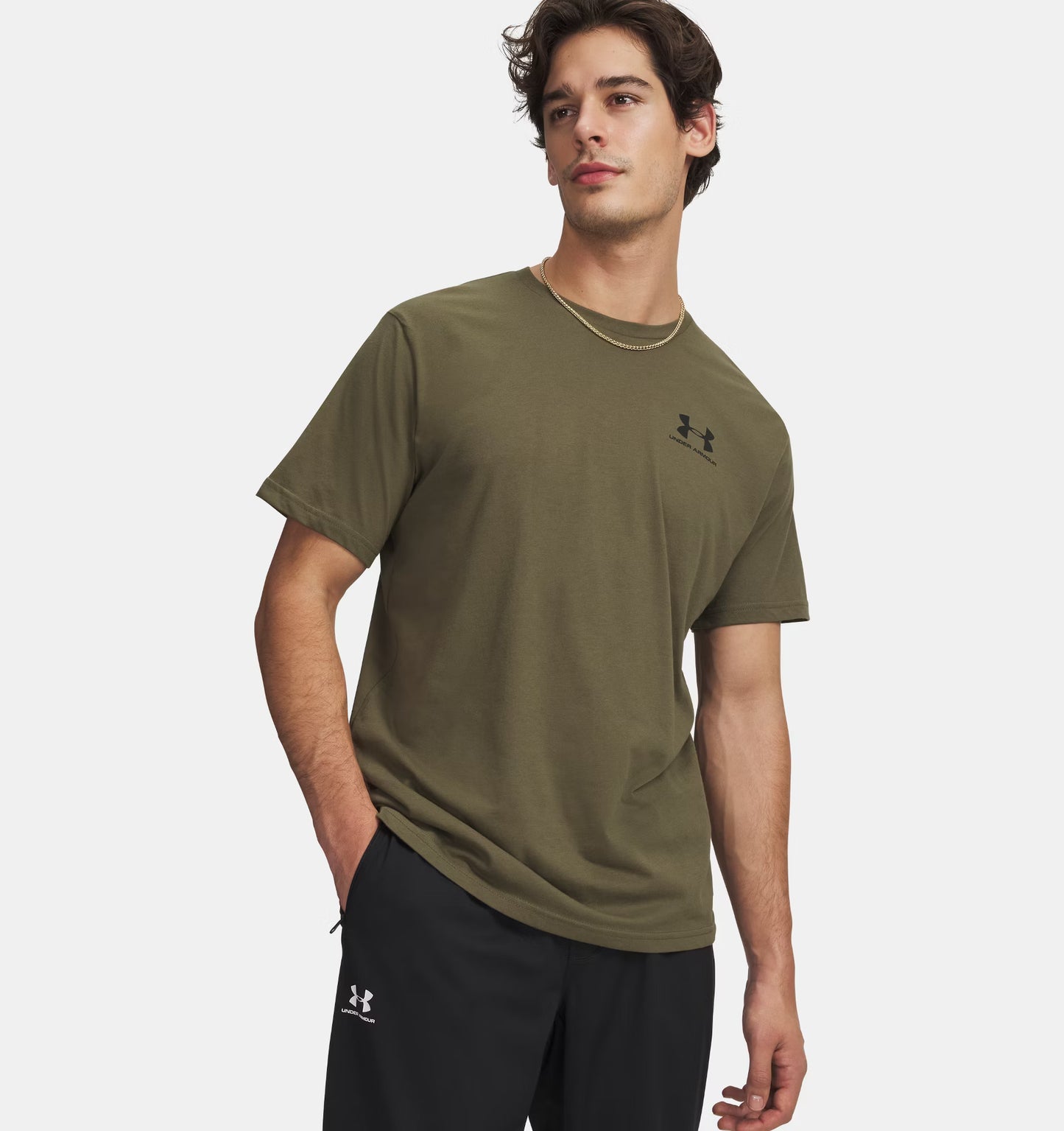 Męska koszulka sportstyle z Charged Cotton Under Armour Sportstyle Left Chest Marine OD Green 1326799-390