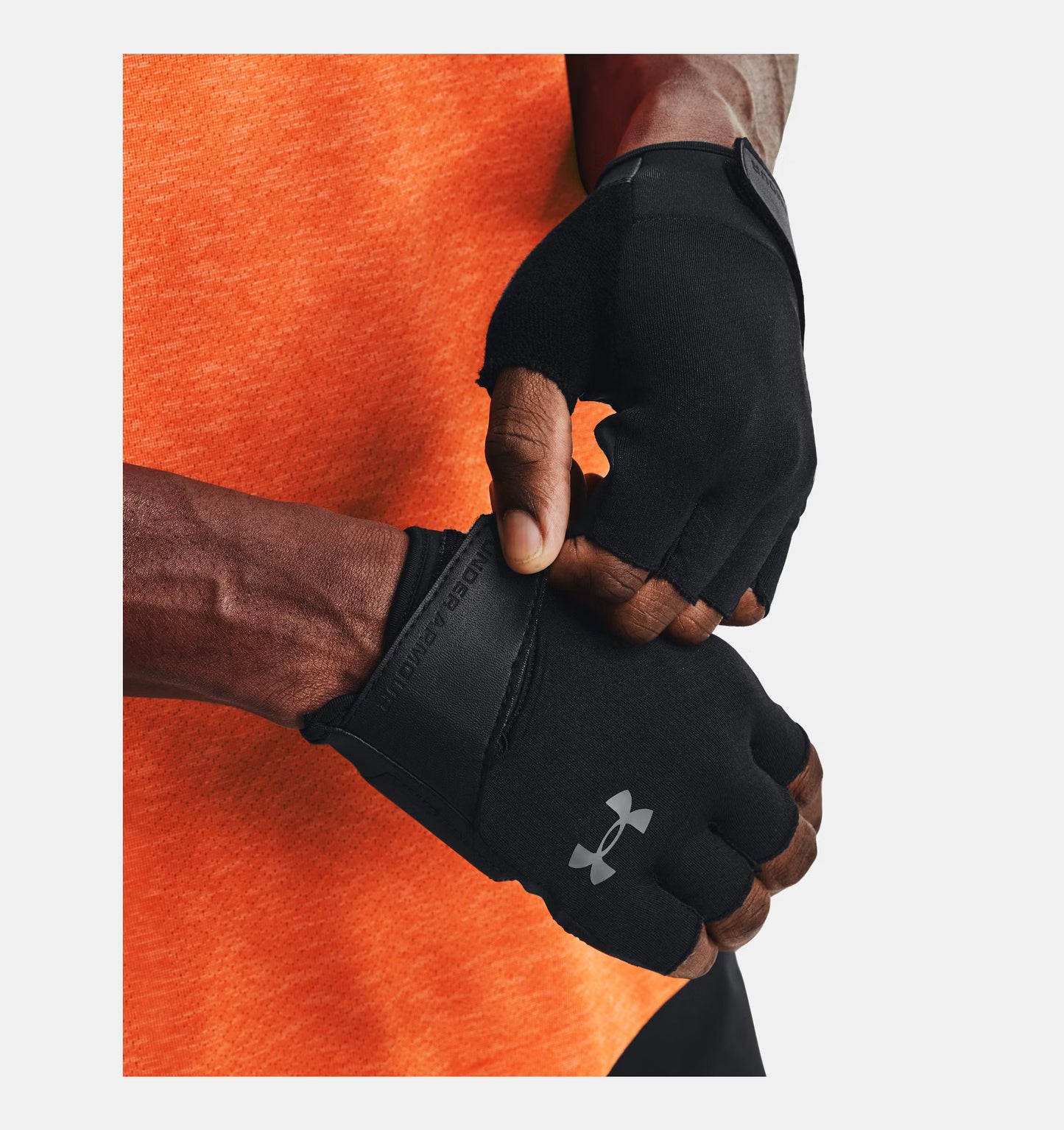 Męskie rękawiczki treningowe z Leather Palm Under Armour Training Gloves Black 1369826-001